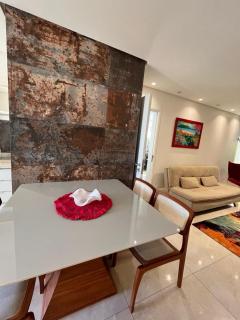 Espaço completo com 3 quartos, 3 WC, ar condicionado e próximo ao mar - 2