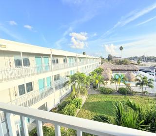 Lantern Inn & Suites - Sarasota - 8