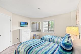 Kingston Plantation - Arrowhead #217 - Night at the Rothbury - 9