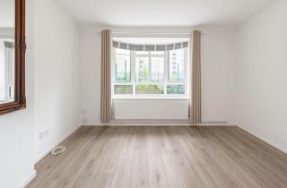 Zone 1 Modern Hoxton Home Kitchen, Living, Bedroom - 8