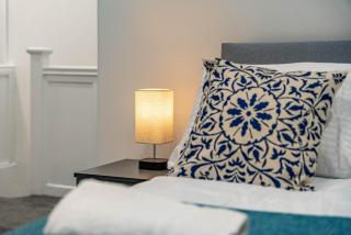 4 Bedroom Eltham House in Greenwich - 6