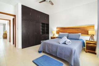 Family House with Pool in Playa del Carmen - 8