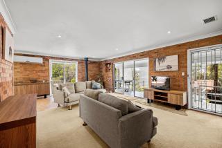 Winnmic 11 Home St Hat Head - No Sheets or Towels provided - 9