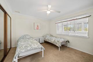 Winnmic 11 Home St Hat Head - No Sheets or Towels provided - 2