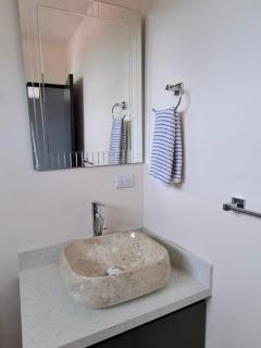 New, spacious, and close from the beach - 1