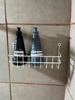 Pequeña cabaña con wifi, cocina, pequeña pileta y vistas a las sierras - 6