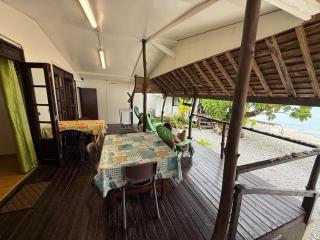 Chez Aroro Beach House - 1