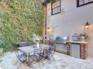 Elsewhere on Madison Square Manor - 1