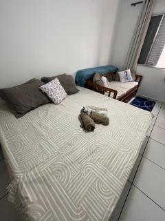 Pé na areia - 6 Hospedes Praia da Guilhermina- WI FI - Garagem- Quiosques e bares Supermercados ao lado - 9