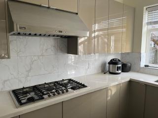 Private Rooms for 1-4 People - 6