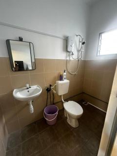 Fawa Homestay Jasin - 1