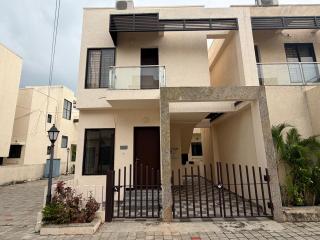 Starry Sky Villa - 0