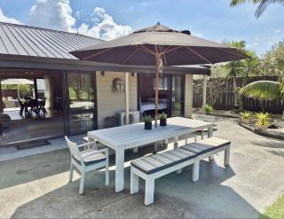 Hosts on the Coast Pauanui Parkside Retreat - 7