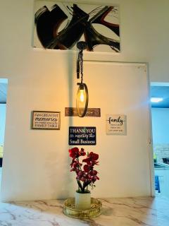 The Burrow - A Modern Loft-Style Luxury Villa - 8