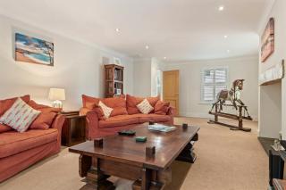 Daisy Cottage - St Florence Parking - 9