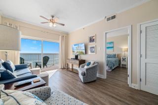 Tradewinds unit 1304 - Top Floor Beach Front w/Panoramic Views - 2bed/2 bath - 1