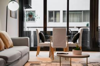 Modern Lakeside Living at Monarc - 2BR w parking - 7