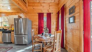 Hot Tub Game Loft Open Living Minutes to Downtown Gatlinburg Whisper Cabin by AvantStay - 1