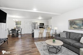 Fully equipped Wasilla unit! - 9