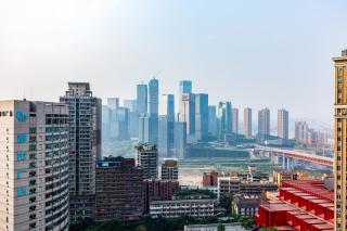 Style INS High-Altitude River View Hotel (Chongqing Jiefangbei Pedestrian Street Branch) - Chongqing - 7