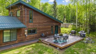 Cozy Lakefront Retreat - 7