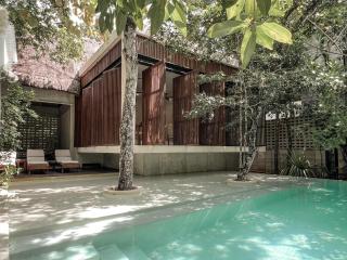 Jungle Villa Vogue-Featured Luxe Villa for 19 - 0