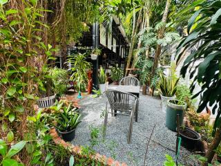 Birdcage Boutique - 3