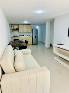 Apartamentos laureles estadio 101 ED MILA - 9