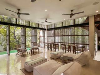 Jungle Villa Vogue-Featured Luxe Villa for 19 - 9