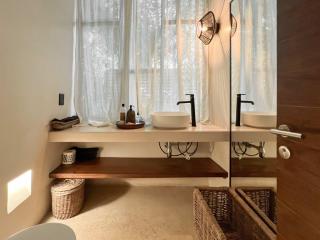 Jungle Villa Vogue-Featured Luxe Villa for 19 - 8