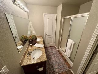 Northridge Family Retreat - 4