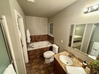 Northridge Family Retreat - 3