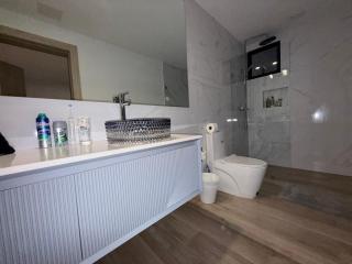 Majestic Lakefront Penthouse with Jacuzzi The City Beach Punta Cana RD - 5