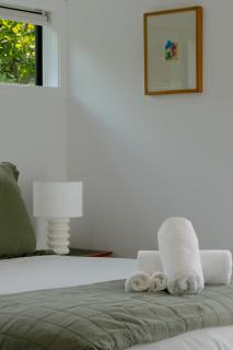 Sun-Filled 2BR Home In The Heart Of Arrowtown - 3