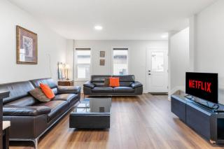 Spacious Home • 3BR • Close to Whyte and Downtown - 0
