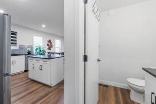 Spacious Home • 3BR • Close to Whyte and Downtown - 5