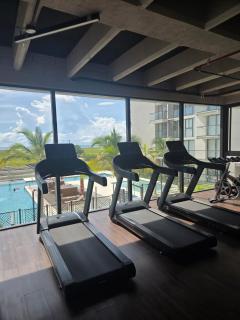 Modern loft with ocean views - 7