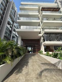 Modern loft with ocean views - 6