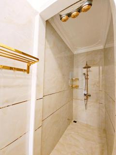 Little Castle Da Lat Villa biệt thự căn hộ dài hạn 5 phòng - 2