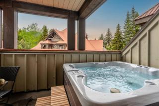 Private Hot Tub | Pool | AC | Free Parking - 9