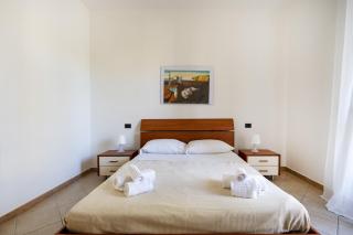 Elisa's - Villa with Garden - 2