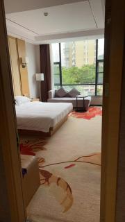 Vienna International Hotel - 4