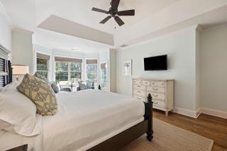 FH61: 61 Fletcher Hall - 3