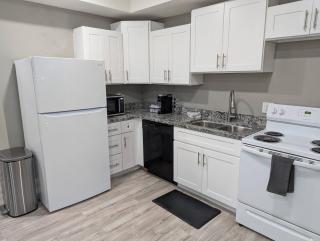 The Junction Cove |2BR Apartment, Walk to Downtown - 5