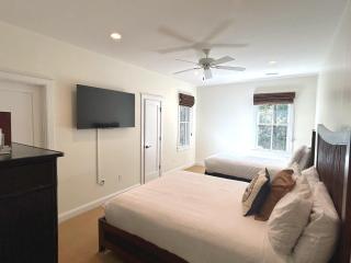 BERK37: 37 Berkshire Hall - 8