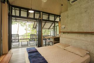 Amazing Mountain View Lodge with Pool - 6