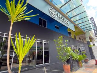 Living At DSulaiman Hotel - 7