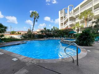 CasaDelMar, Beautiful Gulf Views of Galveston suite 334 - 4