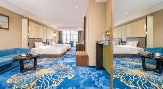 Nanning Champs Elysees Hotel - 1