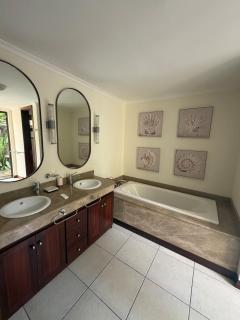 Golf near the beach - 9